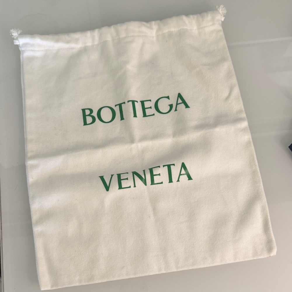Bottega Veneta Cream Drawstring Large Dust Bag with Green Logo